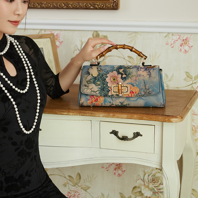 2022 Spring New Cheongsam Leather Antique Handbag Vintage Women's Handmade Boston Bag Dinner Republican Style