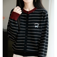 ����l�yײɫᘿ��_������Ů2025�¿���������aŮ�b����