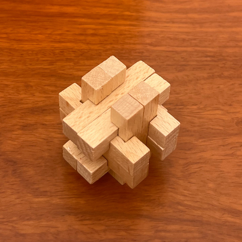 Luban Lock Kongming Lock conjunto completo juguetes educativos para Niños Estudiantes de la escuela primaria tamaño pequeño mini haya Kongming Lock fábrica fija