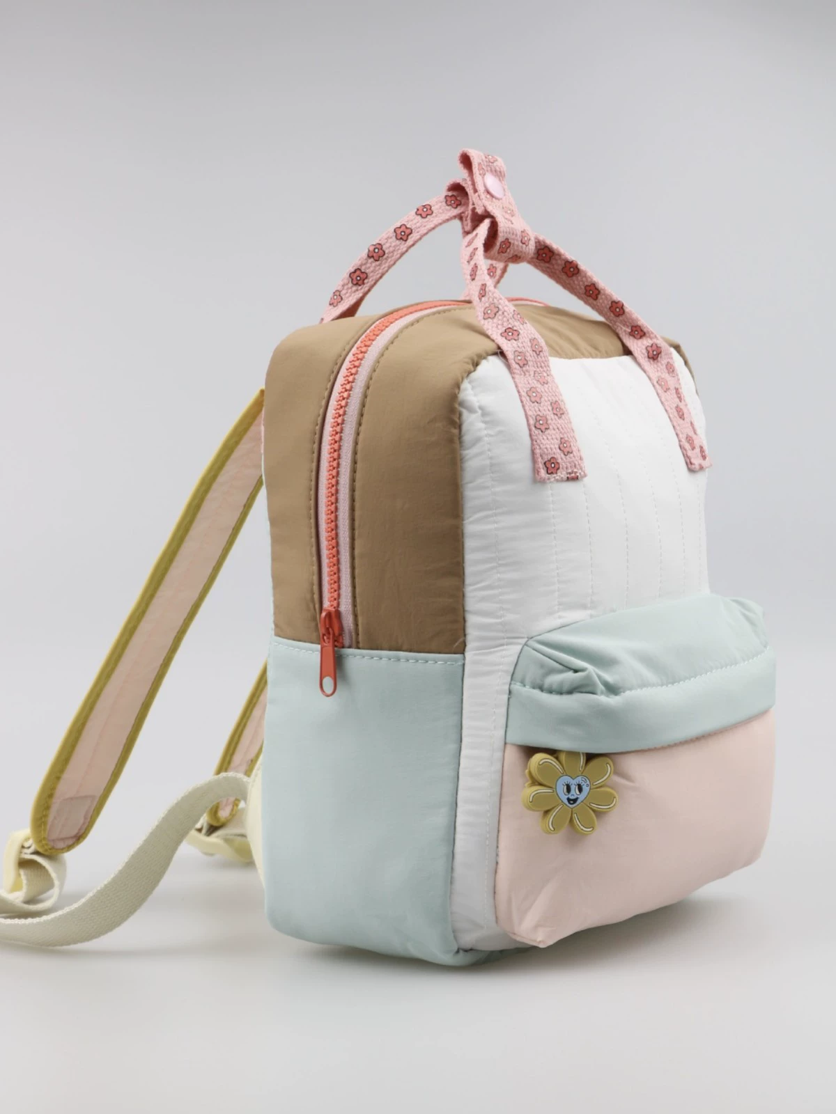 Children's cute backpack, school bag solar-powered