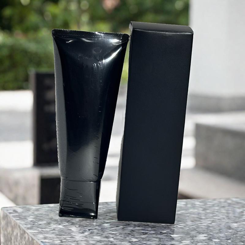 Oil Control Black Ba Deep 100ml Anti-Glycation Brightening Facial Cleanser, Delicate, Comfortable, Moisturizing, Pore-Clearing and Cleansing