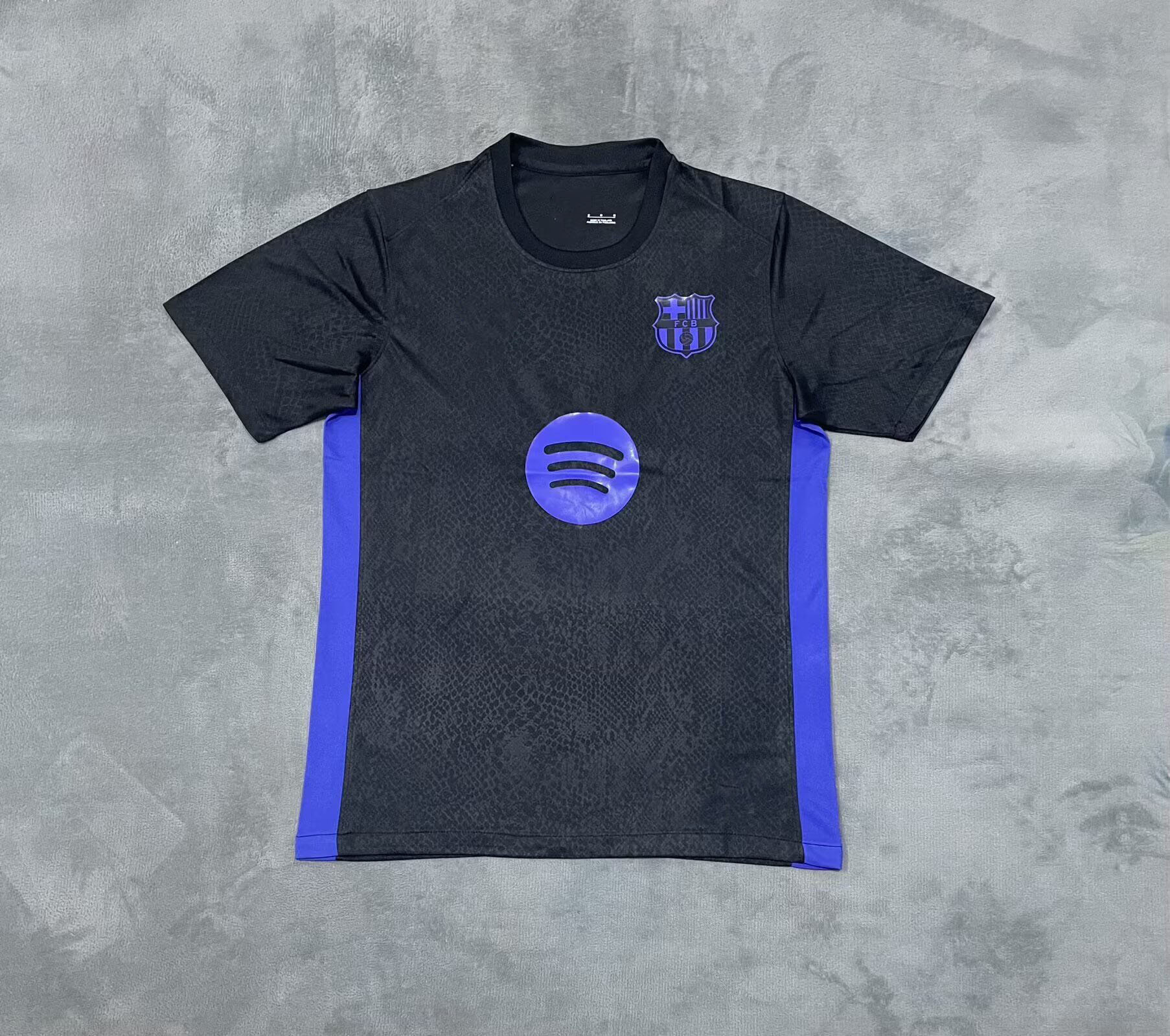 25-26 Fabricante especial de ropa de fútbol venta directa de una camiseta de malla camiseta de mangas cortas ropa de fútbol deportiva