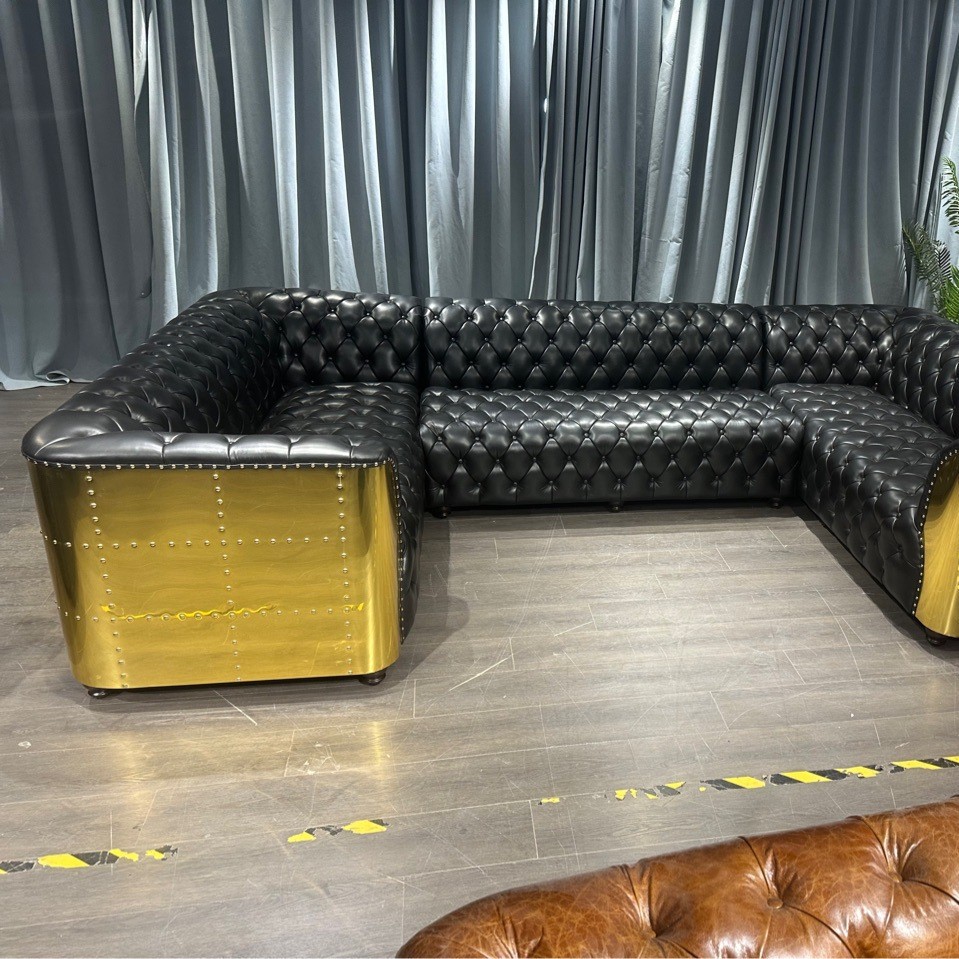 American-Style Light Luxury Genuine Leather Button Sofa for Living Room, Three-Seater Ktv Club Bar Retro Industrial Creative Sofa