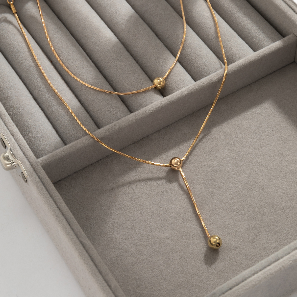 Temperamento dei gioielli, ciondolo a sfera geometrica, collana a doppio strato, acchiappasogni di nicchia, collana versatile_voghion.com