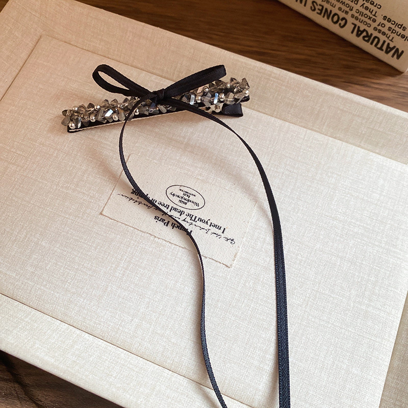 Pinza para el cabello con lazo de perlas de amor con diamantes, clip para flequillo de temperamento de nicho, clip para la boca de pato, lujo ligero, tocado de alta calidad