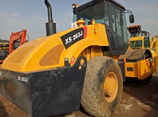 徐工22吨压路机