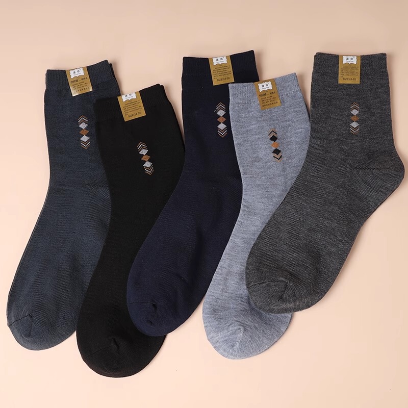 Men's socks labor protection mid-top stockings Spring and Autumn Mid-calf wear-resistant construction site work durable work socks strong Men's socks labor protection mid-top stockings Spring and Autumn Mid-calf wear-resistant construction site work durable work socks strong