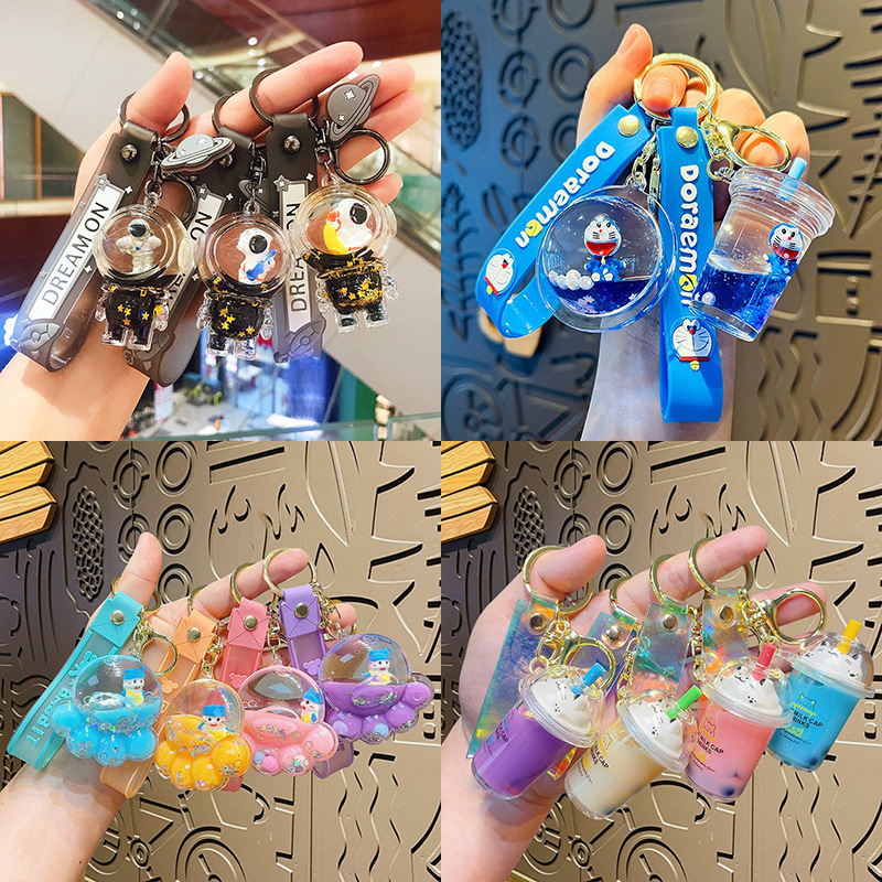 Trendy Black Gold Oil Series Bear Paw Astronaut Cute Milk Tea Car Bag Pendant Gift Doll Keychain Trendy Black Gold Oil Series Bear Paw Astronaut Cute Milk Tea Car Bag Pendant Gift Doll Keychain