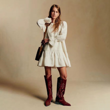 法式小众2025秋冬INS时尚宽松圆领刺绣镂空花苞袖白色连衣裙25950