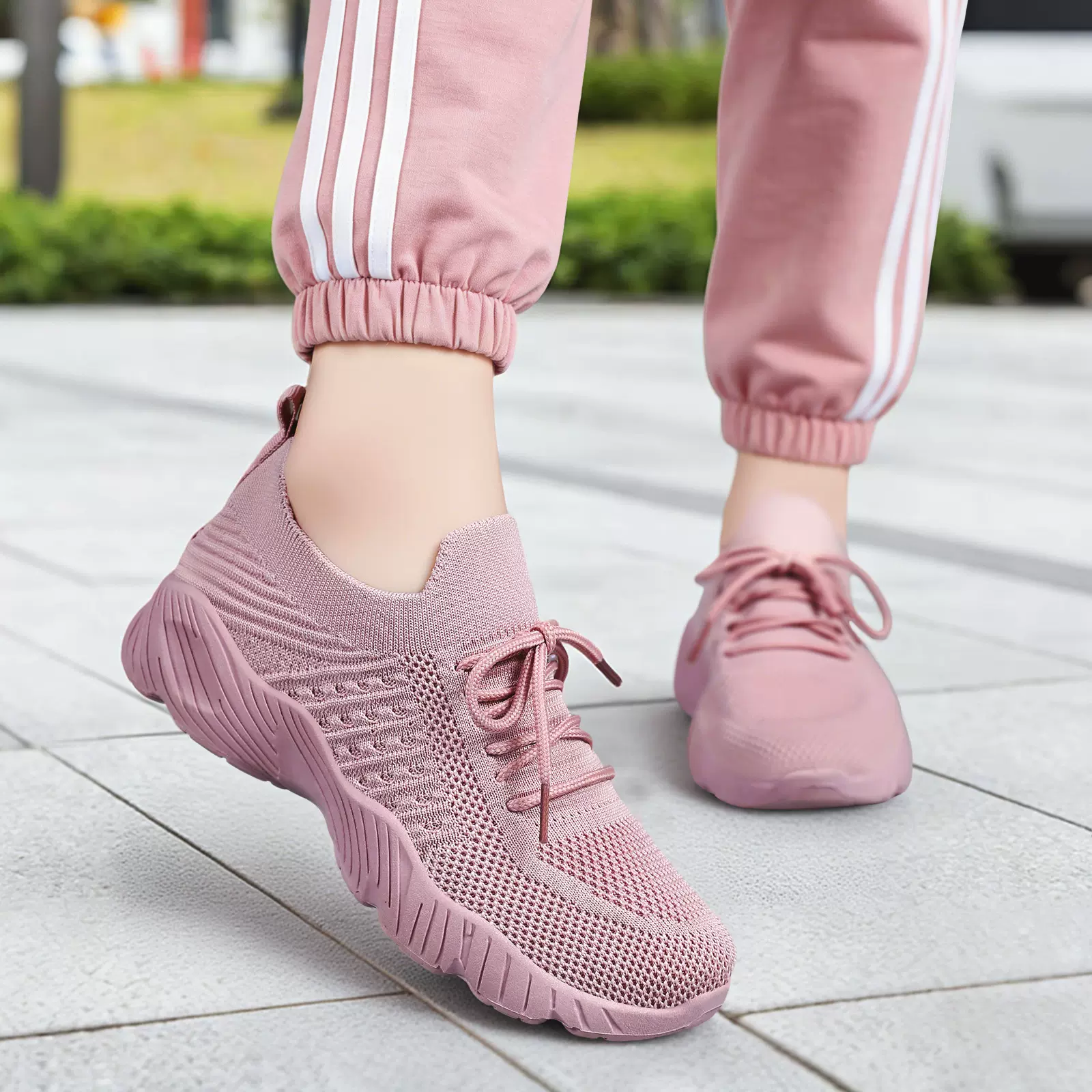 鞋子女鞋百搭春秋新款temu爆款运动单鞋休闲软底不累脚妈妈鞋代发