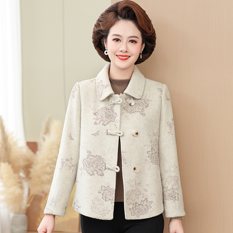 젊은 엄마들을 위한 새로운 스타일의 봄, 가을 코트, 중노년 여성복, 서양식 작은 향기 모직 양 캐시미어 가을 겨울 상의