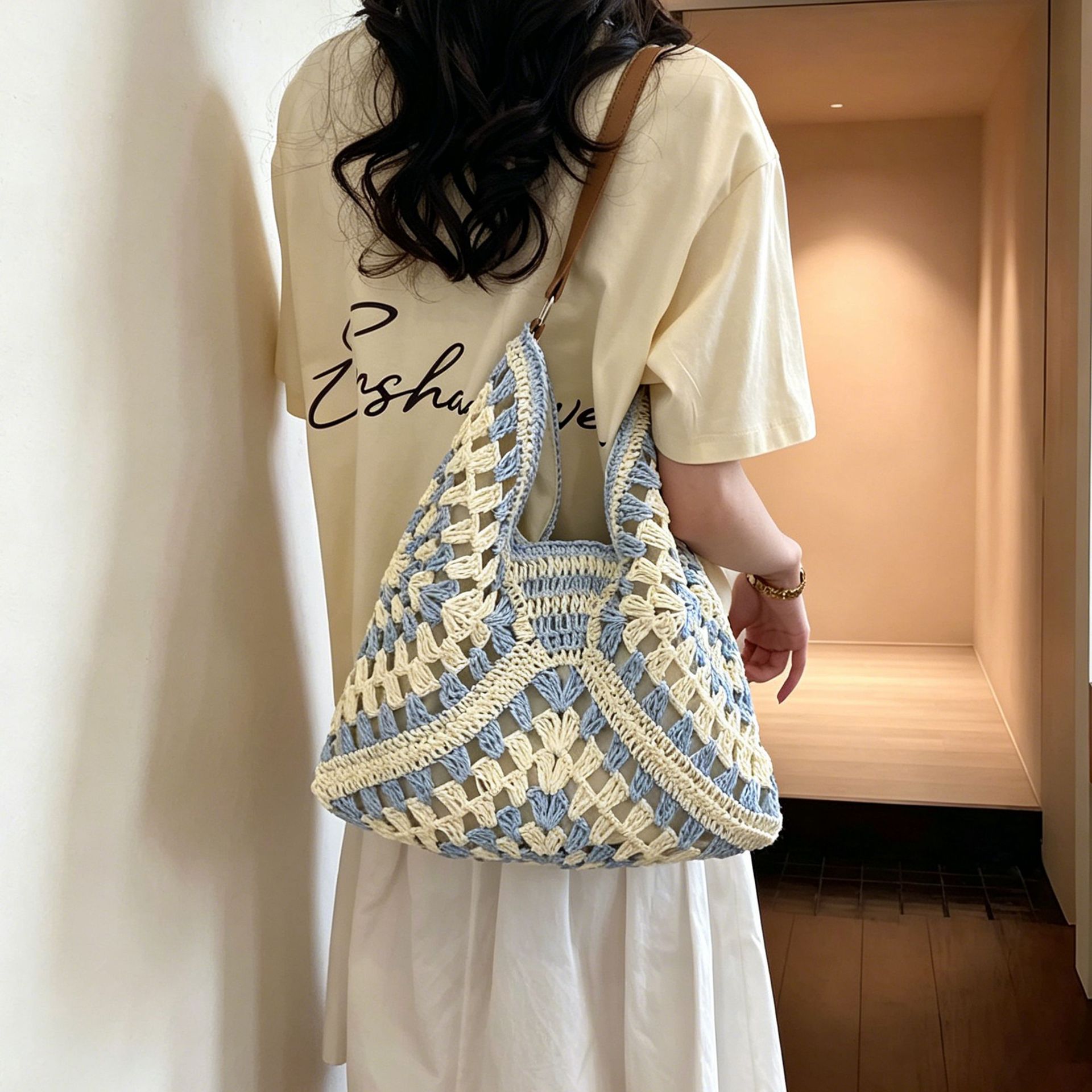 Bolsa de tela de paja de gran capacidad de color extranjero, bolsa de hombro casual de moda junto al mar, bolsa de tote simple