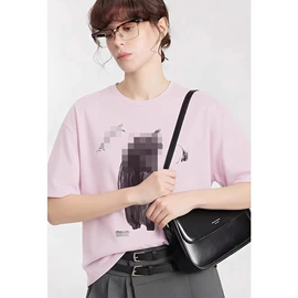 女式针织衫;女式衬衫;半身裙