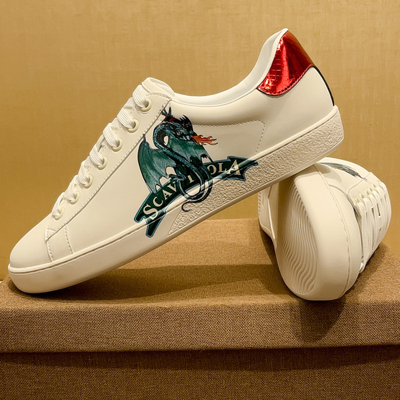 Koreanische Sneaker mit Print, lässige Sneaker mit Feuerdrachen-Motiv, trendige, atmungsaktive Sommerschuhe, Herren-Sportschuhe_voghion.com