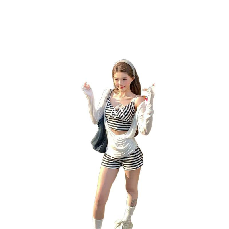 辣妹宽松白色微透针织罩衫女亲肤条纹吊带背心短裤套装女|undefined