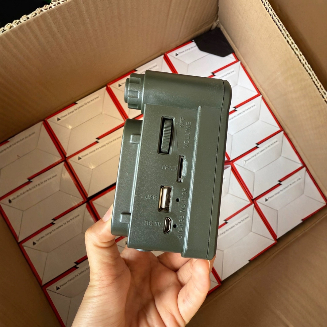 M7BT comercio exterior transfronterizo nueva radio mini pequeña multibanda multifunción Bluetooth tarjeta altavoz pequeño al por mayor