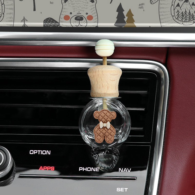 Aromaterapia de coche nuevo 2024 aire acondicionado de coche salida de aire botella de decoración perfume fragancia ligera de larga duración pequeña decoración de coche
