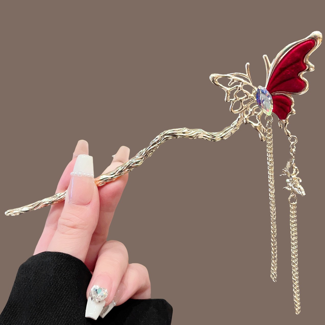 Golden Chinese hairpin with tassels