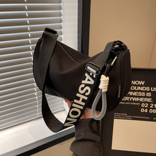 �羳��������������Ӱ�б���Ů2024�¿�ٴ����e�\���L�μ����