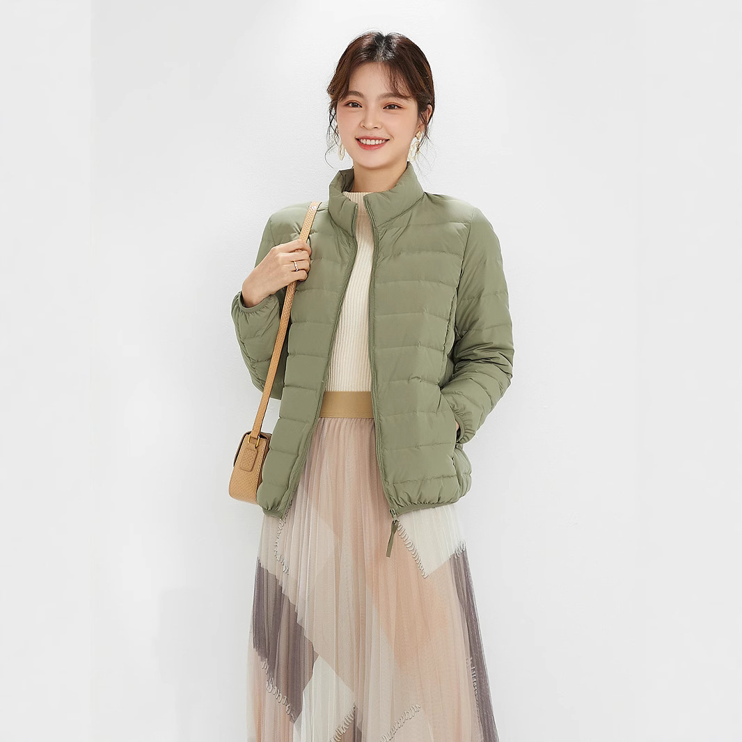 2024冬装新款欧洲站轻薄立领羽绒服女短款修身外套90白鸭绒反季潮