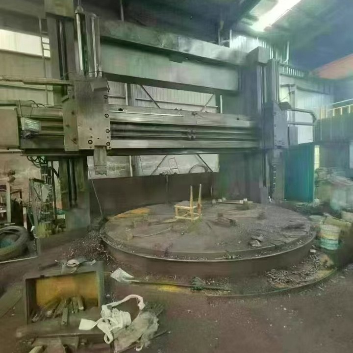 处理二手大连5米数显立式车床工作台转速100