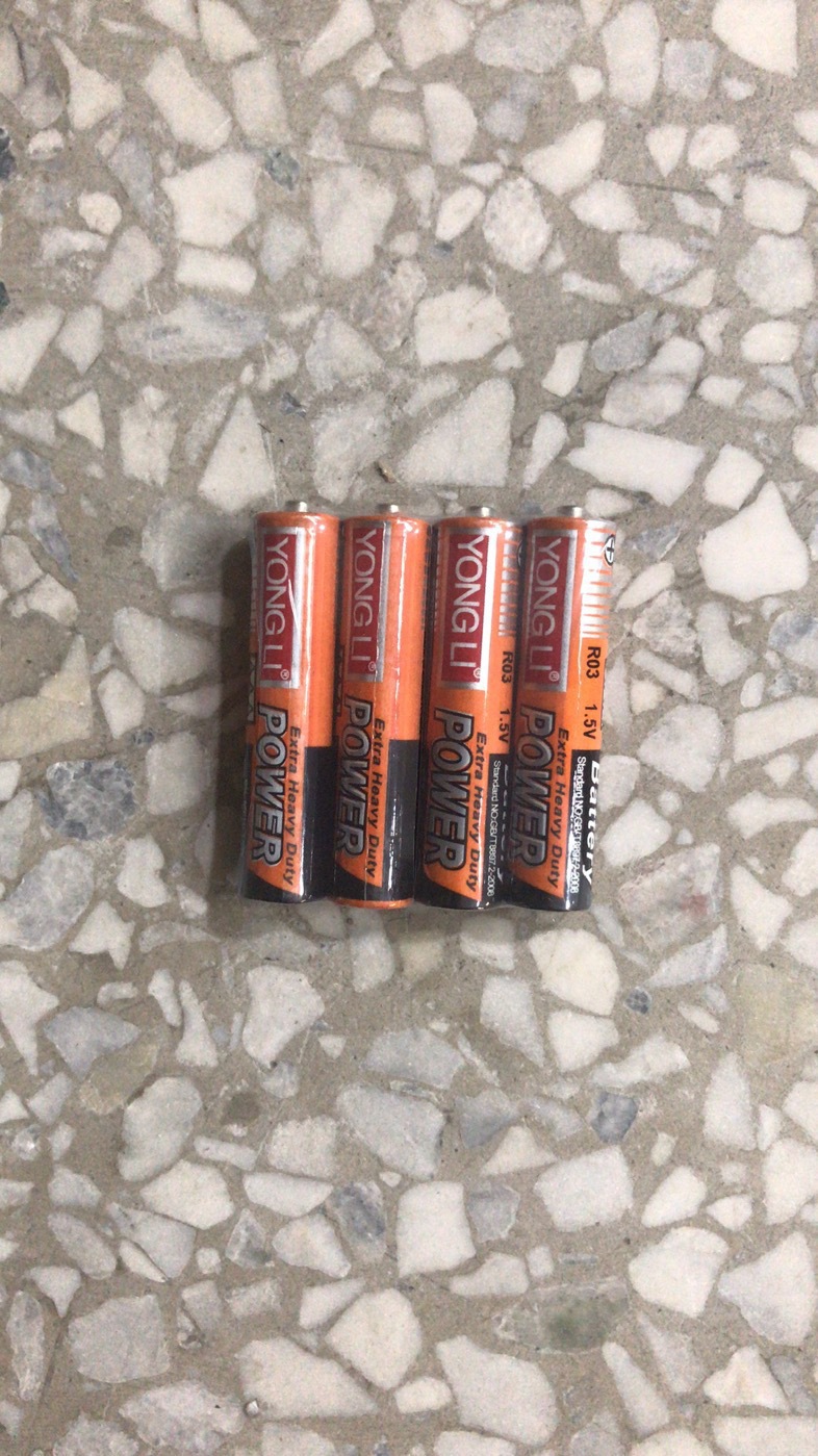Regular toy batteries No. 5 batteries No. 7 batteries - bubble solution, will not ship if purchased separately.