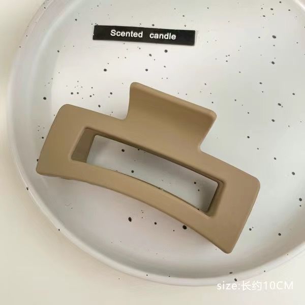 新しいヘアクリップ、大きなスクエアレターグリップ、ファッショナブルなヘアアクセサリー、卸売シャーククリップ、工場直販、幾何学的要素