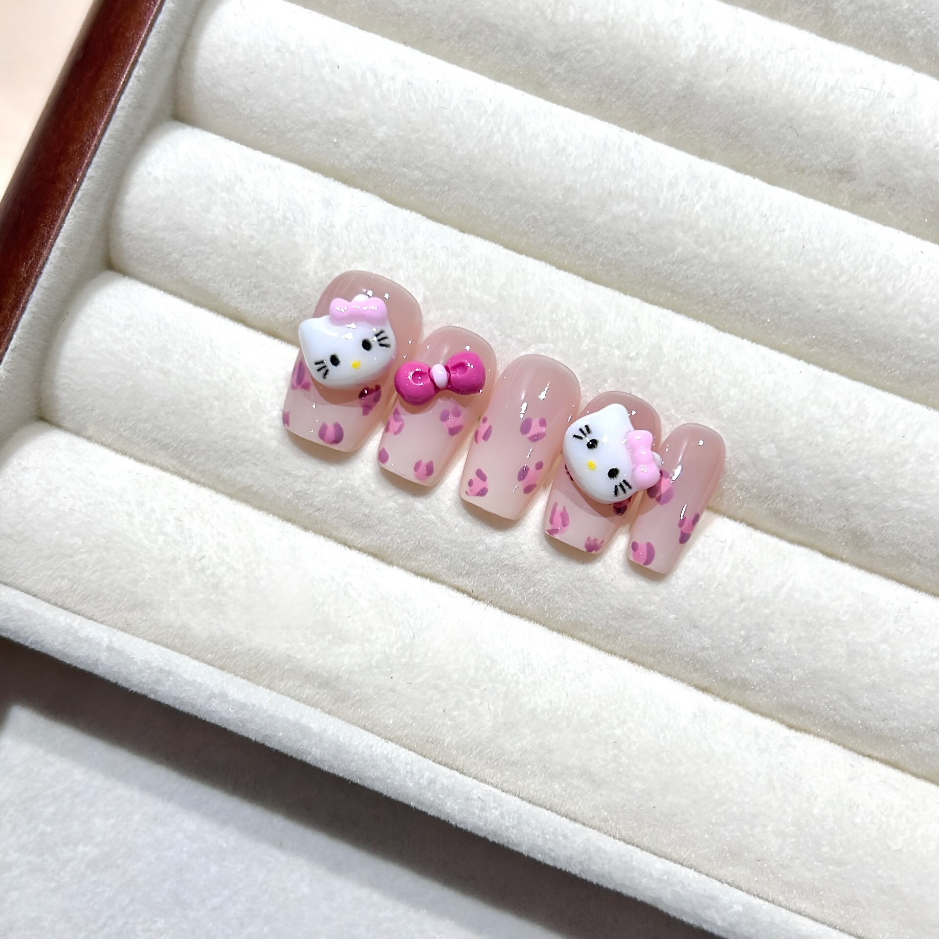 SZY167-Sweet Girl Leopard Kitty (Nueva China)