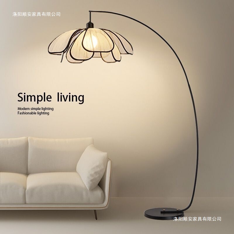 Chandelier decorative floor lamp for living room, sofa floor lamp with petal design, creative warm light fishing lamp Chandelier decorative floor lamp for living room, sofa floor lamp with petal design, creative warm light fishing lamp