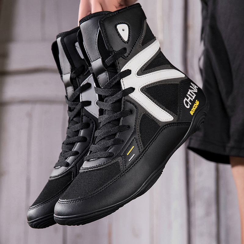 Professional boxing and wrestling shoes, high-top, for adults, suitable for sparring, fighting competitions, indoor fitness training, and Muay Thai