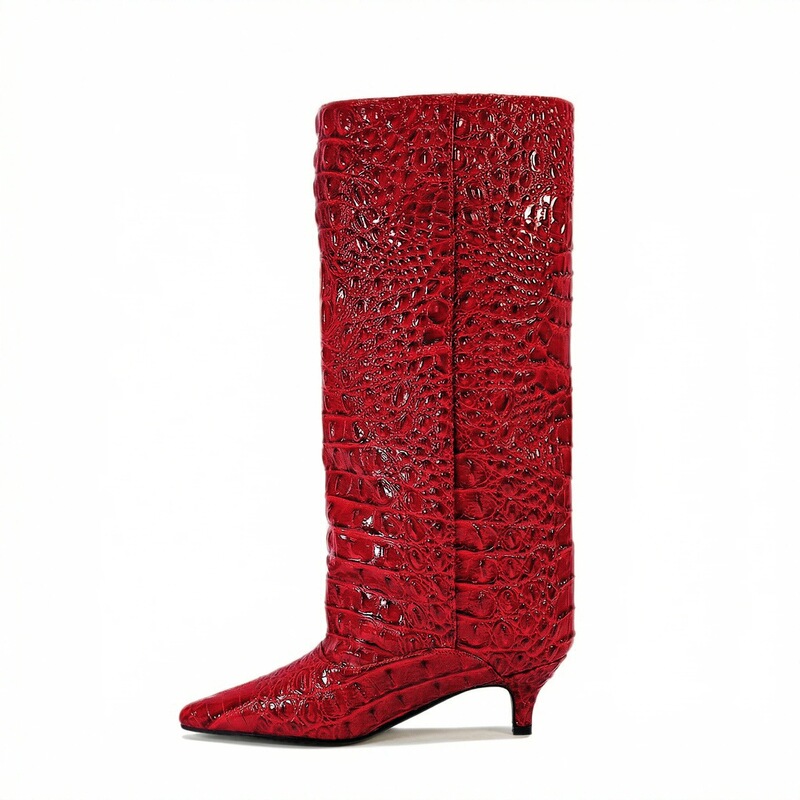 European and American Export Style Pointed Toe Crocodile Pattern Large Size 45 Low Heel Knee-High Boots with Wide Opening for Runway Fashion Straight Boots European and American Export Style Pointed Toe Crocodile Pattern Large Size 45 Low Heel Knee-High Boots with Wide Opening for Runway Fashion Straight Boots