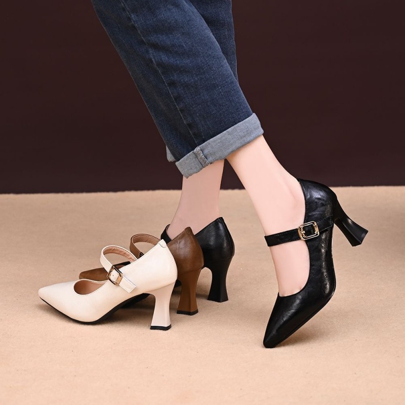 Primavera y verano nuevos zapatos negros de mujer de tacones agudos con tacones altos zapatos de trabajo de viaje profesionales para mujeres