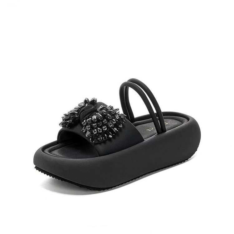 2026 verano de diamante dos zapatillas transpirables para mujeres versátiles nuevas zapatillas de muffin de moda con base de altura expuesta