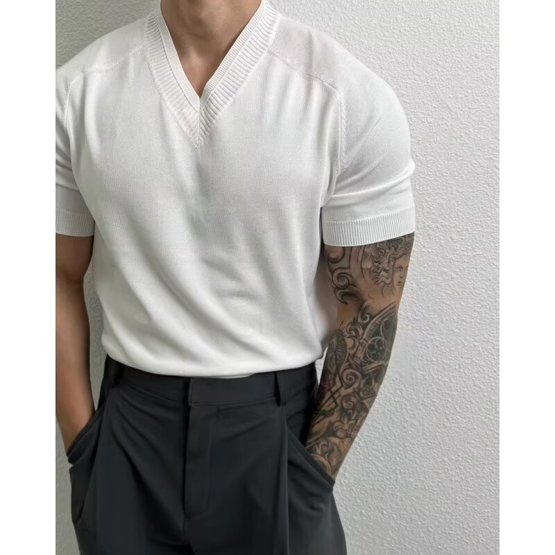 South Korea New Men's Top V-neck Loose Casual Knitted Sweater Summer Thin Short-sleeved All-match Solid Color Korean T-shirt South Korea New Men's Top V-neck Loose Casual Knitted Sweater Summer Thin Short-sleeved All-match Solid Color Korean T-shirt