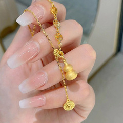 新しい中国式の金色のヒョウタンのネックレスの女性の軽豪華な大衆は高級感の国風の気質の福のブランドのフリンジの鎖を設計します。