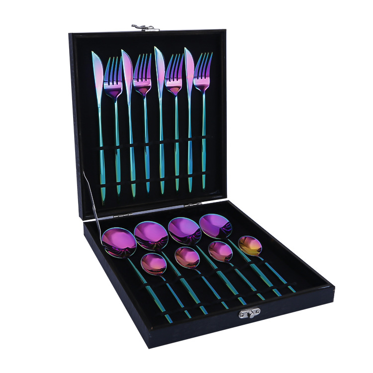 Productos calientes de Amazon vajilla de acero inoxidable conjunto de 16 piezas de Portugal cuatro piezas principales cuchillo, tenedor y cuchara caja de regalo transfronteriza traje