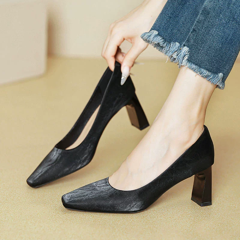 Черные туфли на высоком каблуке, удобные и стильные, профессиональная обувь для женщин, новинка 2025 года, весенне-осенние туфли с квадратным носком во французском стиле на массивном каблуке, неглубокие.
