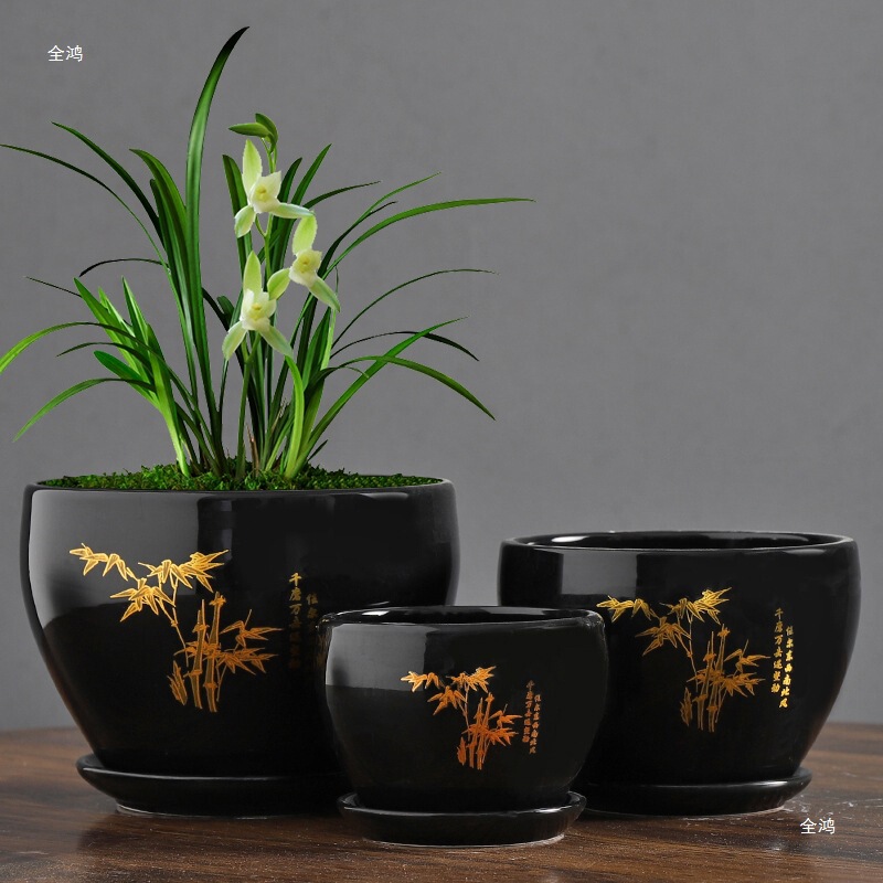 Set of Three Large Ceramic Flower Pots for Home Use, Simple and Creative, Suitable for Green Plants and Succulents, with Tray and Album-Style Design