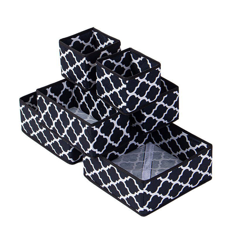 Black printed set