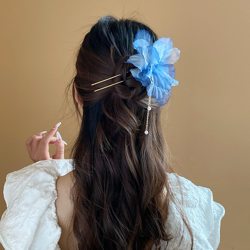 68 # clip-dorado-azul oscuro