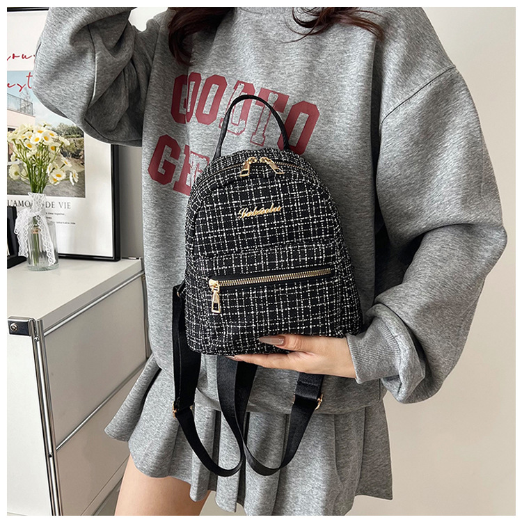 538g Weight Zipper Closure Type Double Shoulder Straps Strap Type Functional Backpack Bags Type Casual, Shopping Occasion Pu Leather Material Women's Backpack Backpack Plaid Pattern All Seasons Season Women's Gender Elegant, Streetwear Style Square Shape Plaid Casual Shopping Women's Backpack Functional Backpack 4