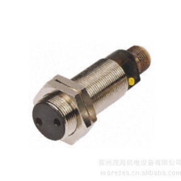 baumer堡盟电容传感器FZAM 08P1001/S35L