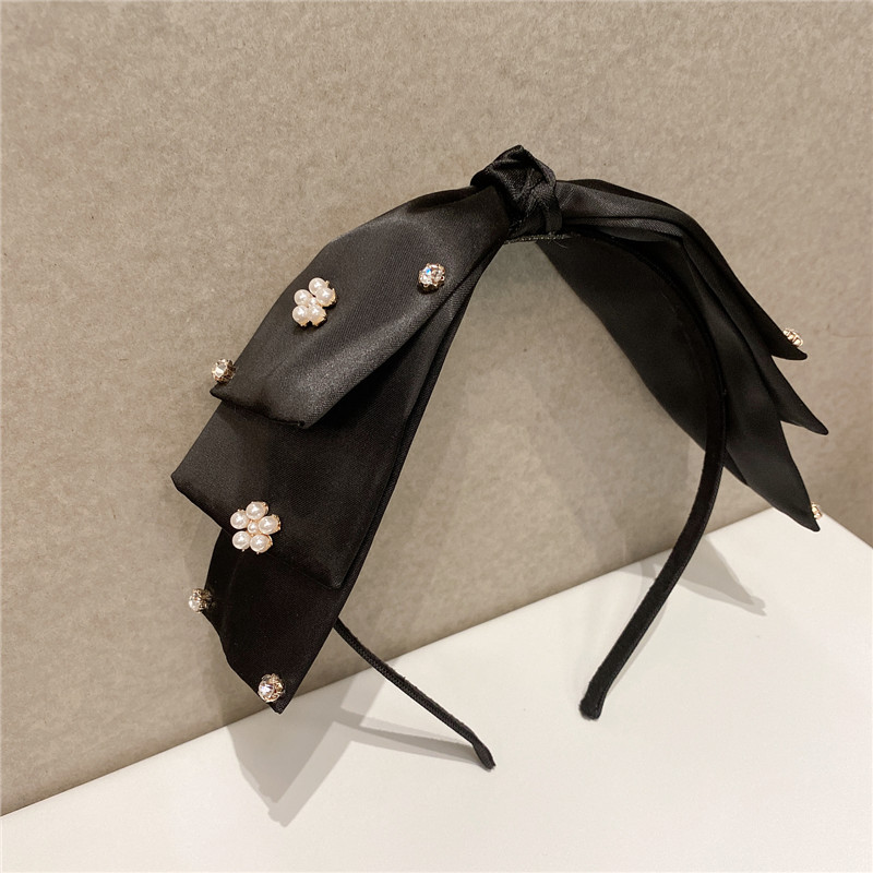 Korean Simple Retro Black Bow Headband Cute Flower Pearl Hairband Hair Accessories display picture 5