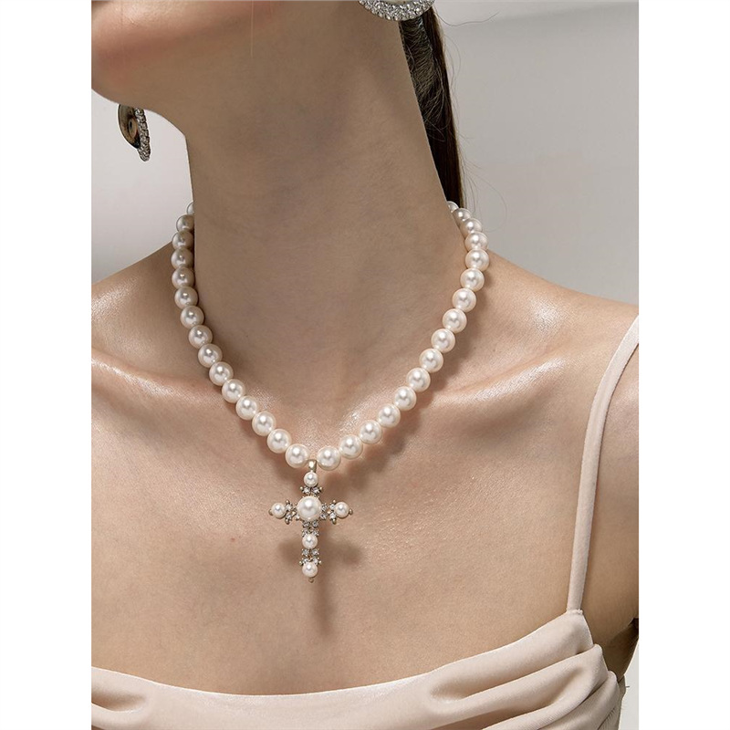 Collana con croce e perle barocche stile vintage uomo donna_voghion.com