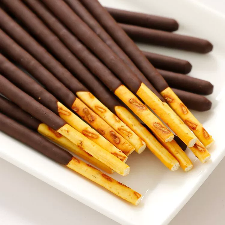 Хрустящие палочки с шоколадной глазурью (Pocky) — различные вкусы, разные упаковки