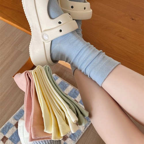 Four-season maternity socks in solid colors, chunky-style socks, Instagram-inspired tall stockings, versatile casual socks for students and women