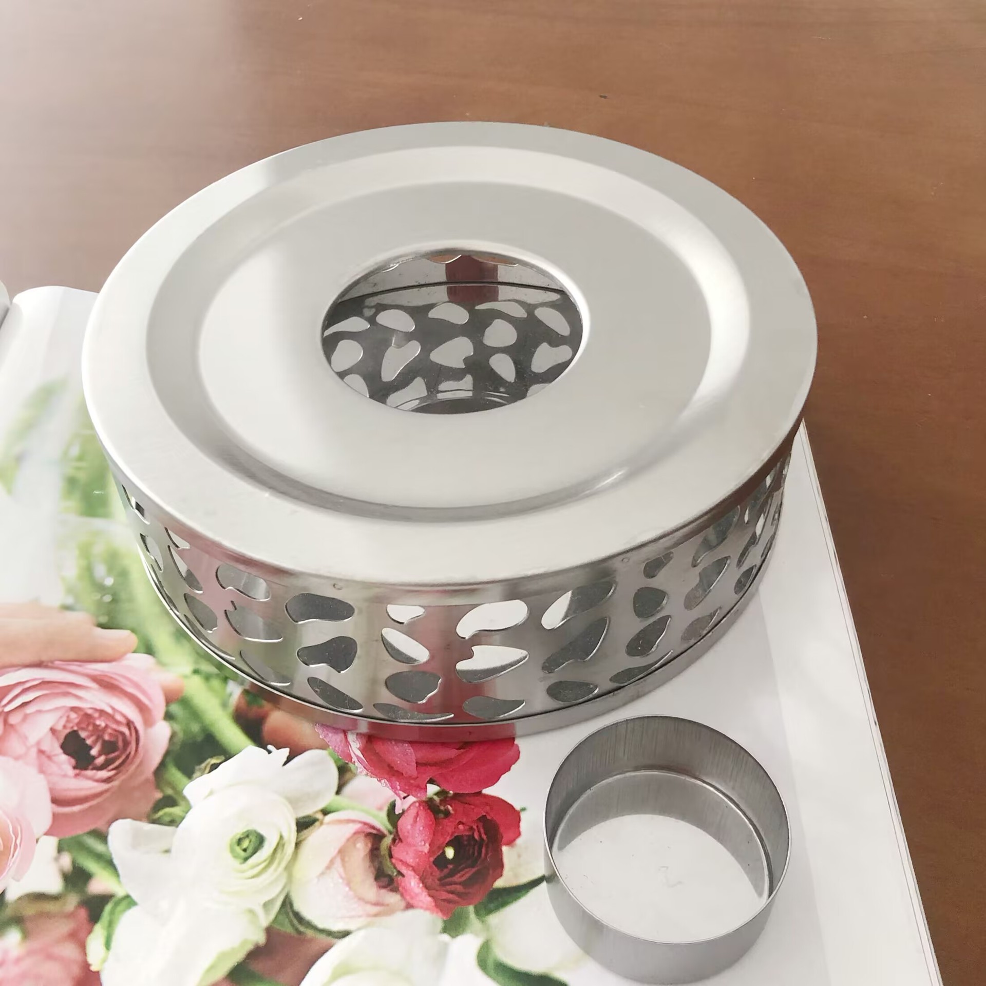 오목한 다공성 모델