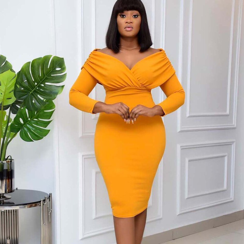 Cross-border Source foreign trade women's autumn sexy V-neck pleated dress large size African mother European and American dress