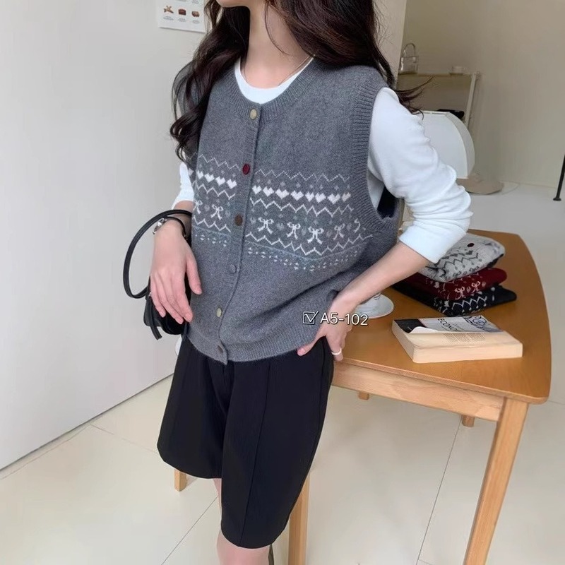 2025年春季新款复古提花针织马甲女装外搭叠穿无袖坎肩背心马夹上|undefined