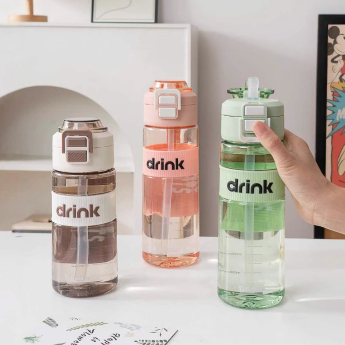 Yili tazas de agua de plástico para hombres y mujeres tazas de deportes al aire libre estudiantes tazas de agua verde esmeralda 900ml tazas de silicona